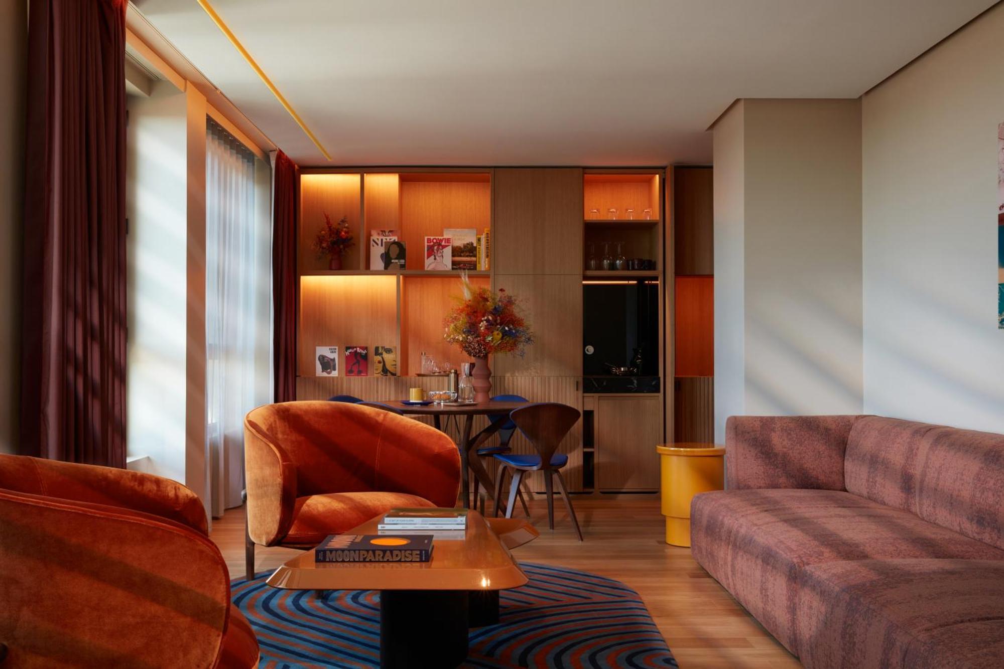SO Paris Hotel Buitenkant foto A suite at the Mandarin Oriental, Munich